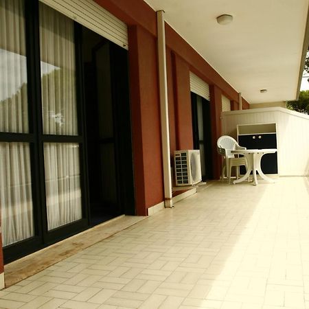 Residence La Meridiana ลินญาโน ซับเบียโดโร ภายนอก รูปภาพ