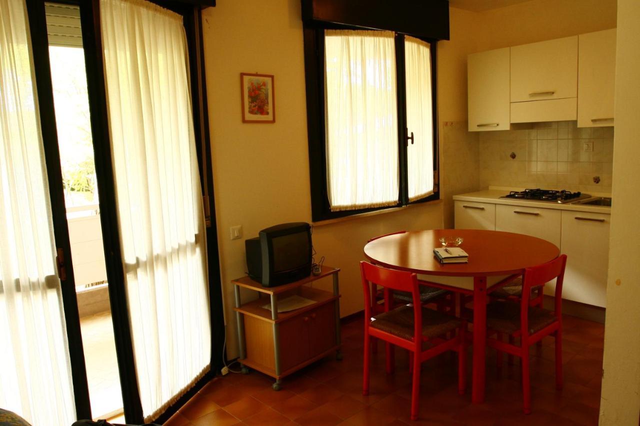 Residence La Meridiana ลินญาโน ซับเบียโดโร ภายนอก รูปภาพ